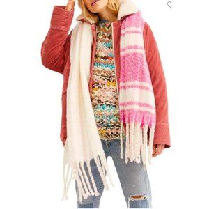 Free People $58 Gemini Plaid Blanket Scarf Pink